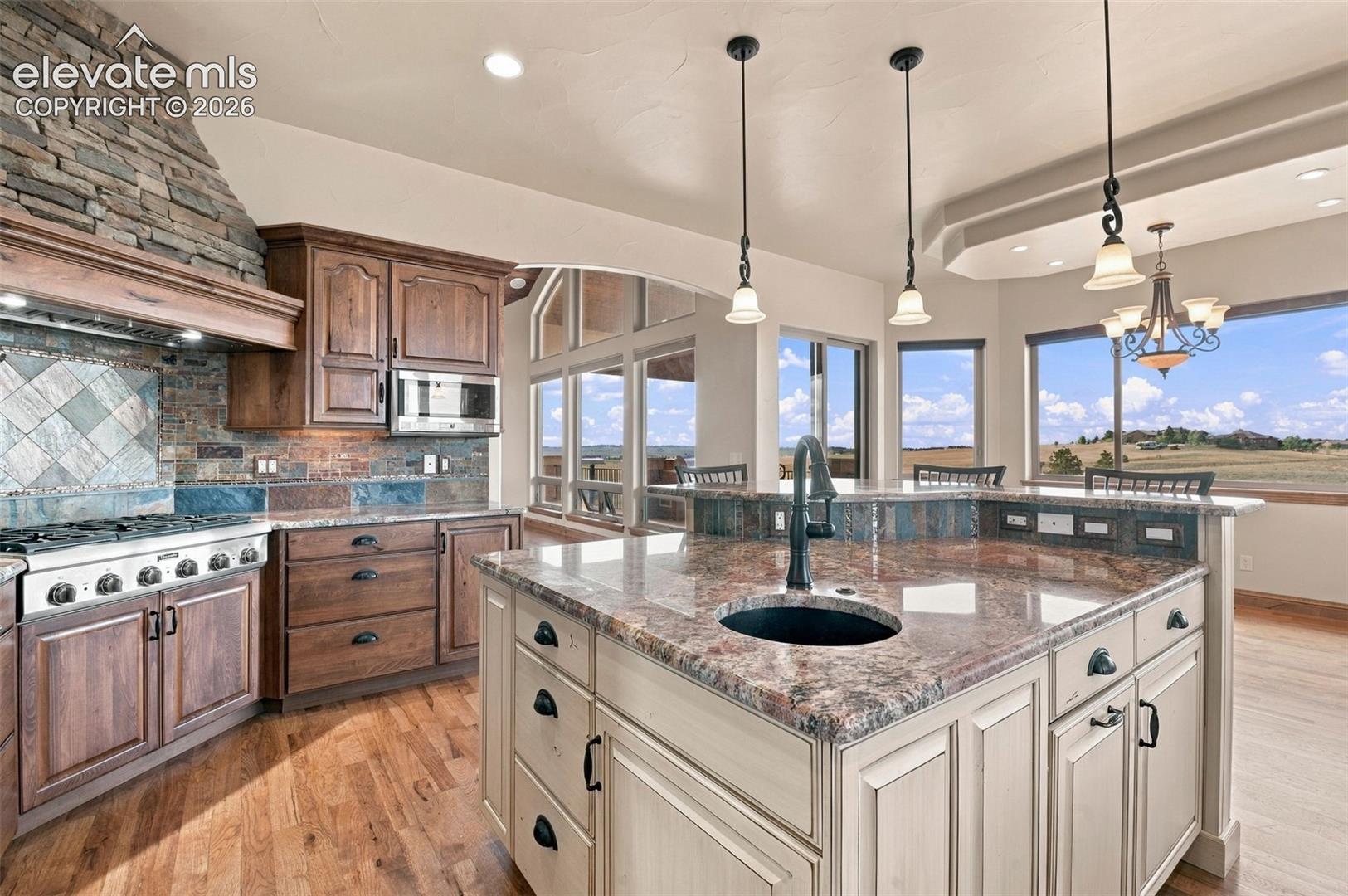 Photo 8 of 5735 Windridge Point, Colorado Springs