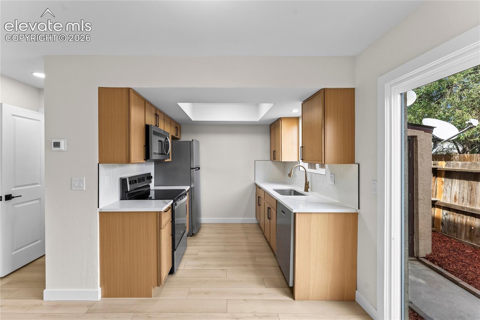 Fully Remodeled Kitchen