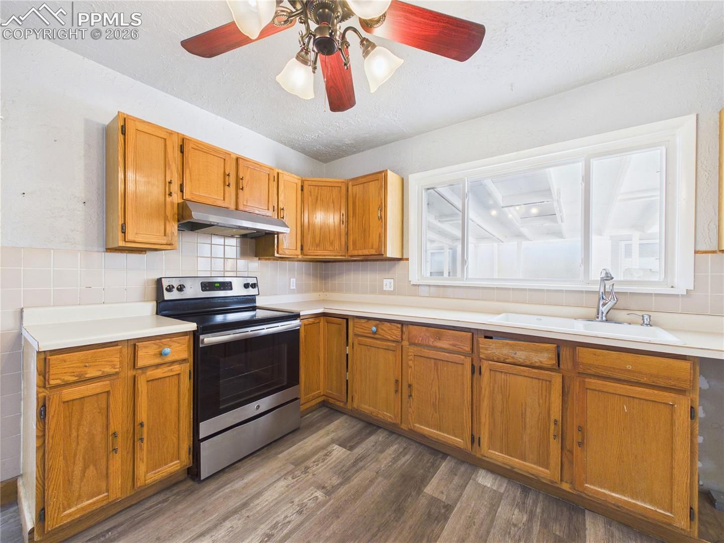 Photo 11 of 1213 E 13th Street, Pueblo