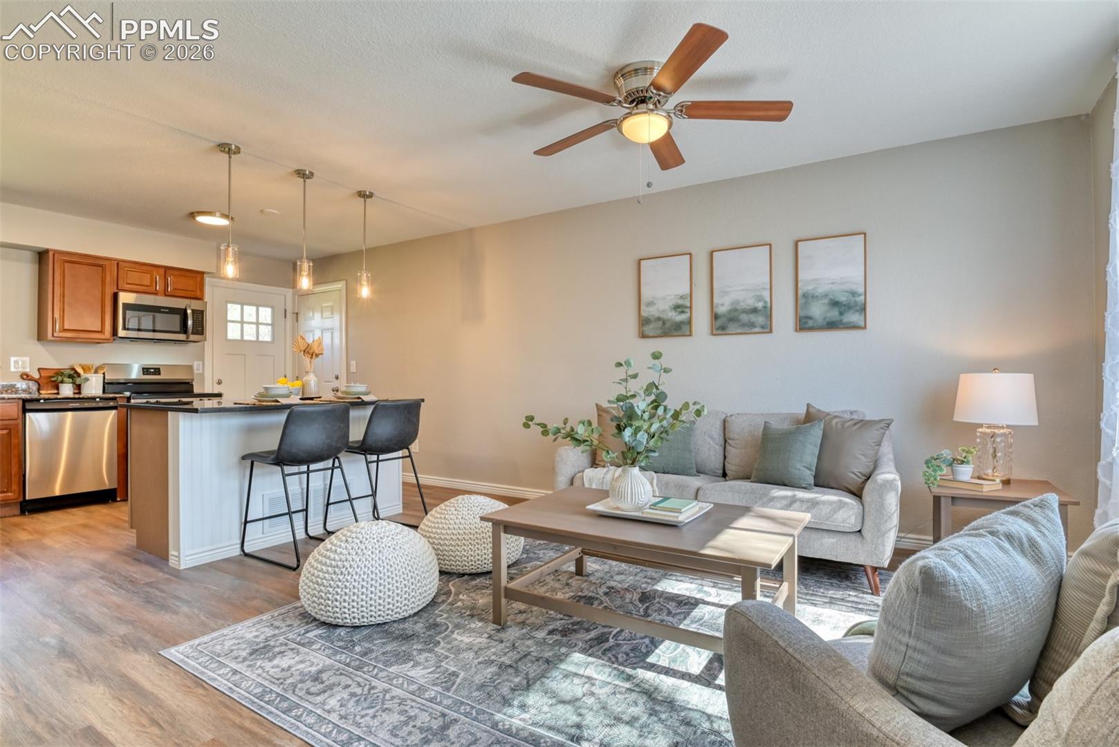 4408 Dewey Dr, Colorado Springs, CO 80916