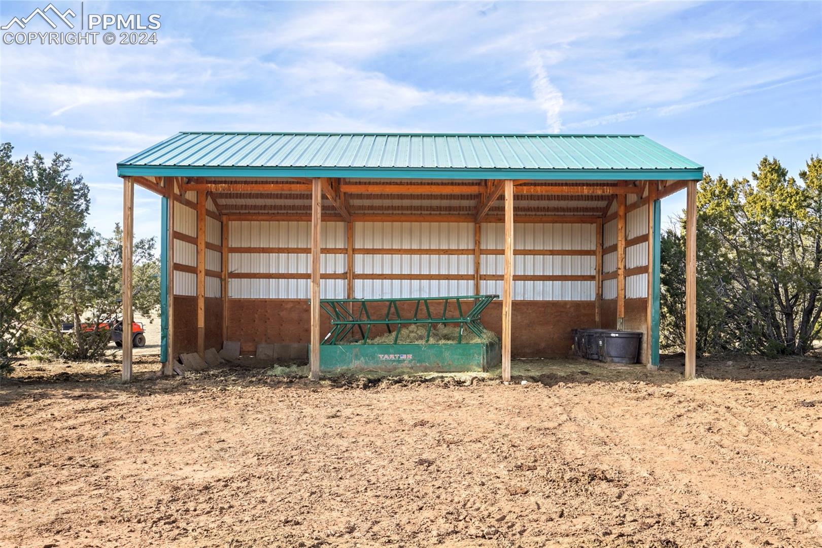 Loafing Shed