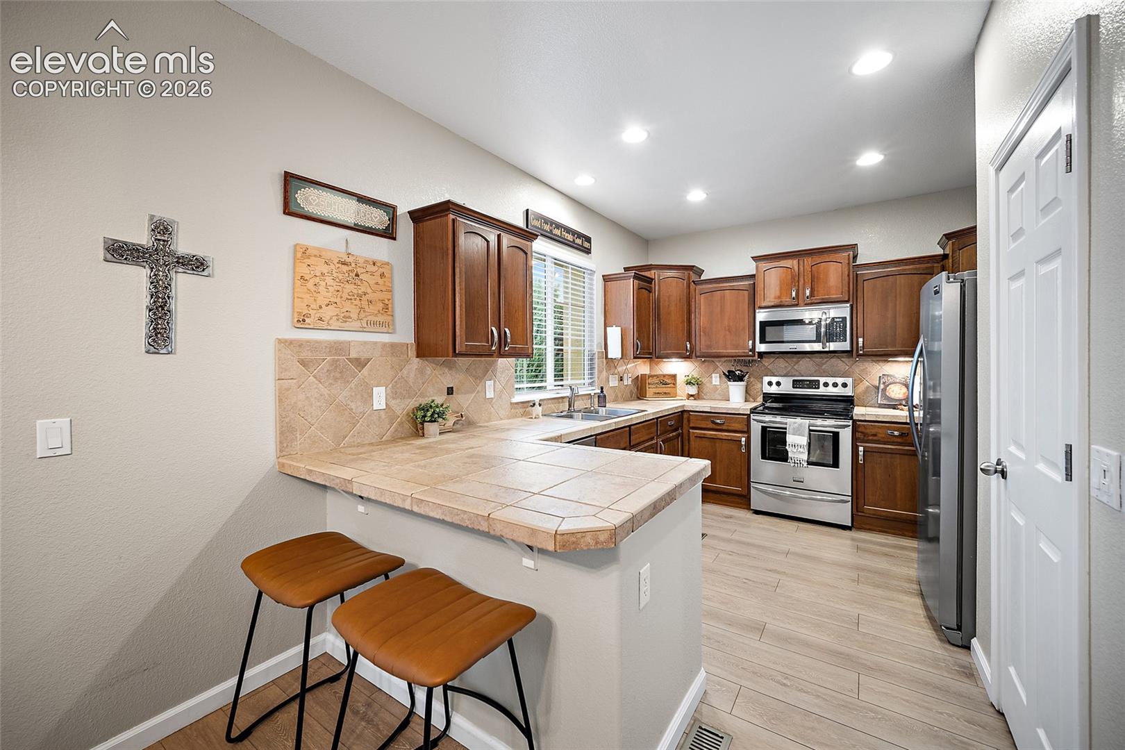 Photo 15 of 7938 Silver Birch Drive, Colorado Springs