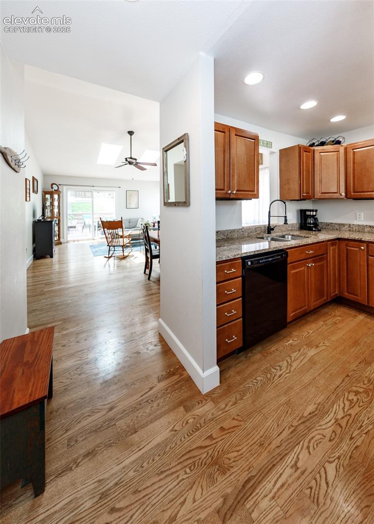 Photo 7 of 16 Sutherland Court, Highlands Ranch