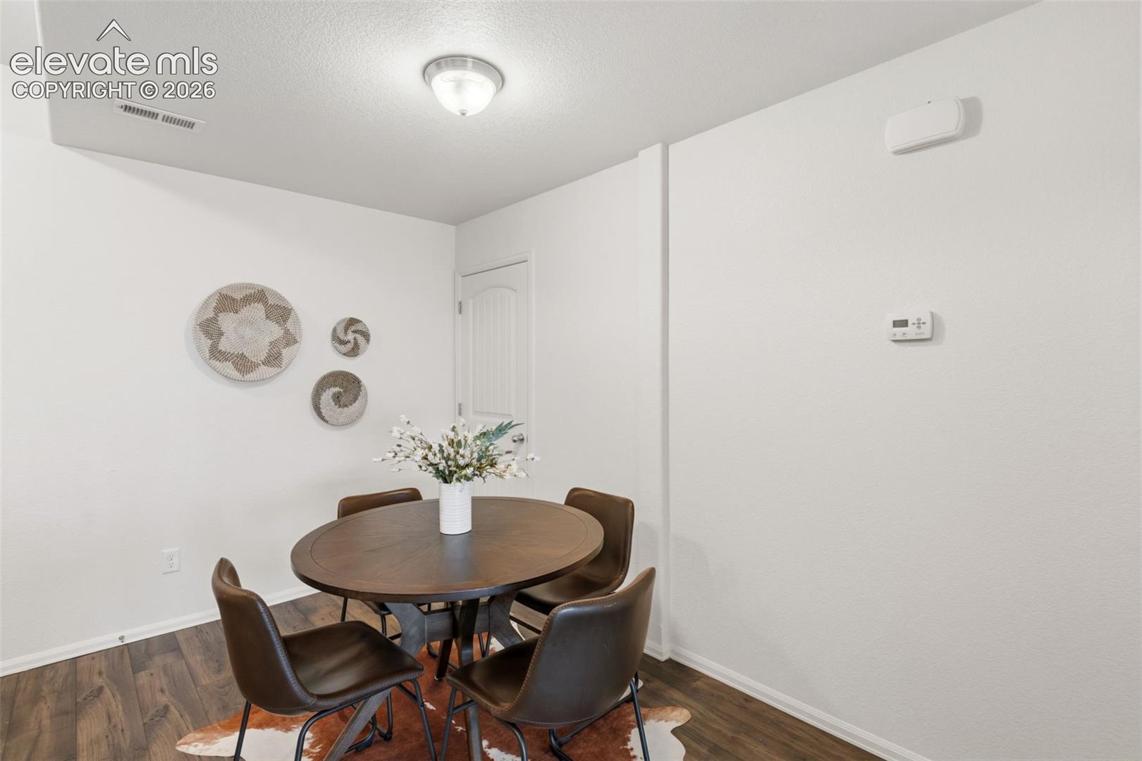 This versatile dining nook can easily be styled to match your lifestyle, from formal dinners to quick family breakfasts