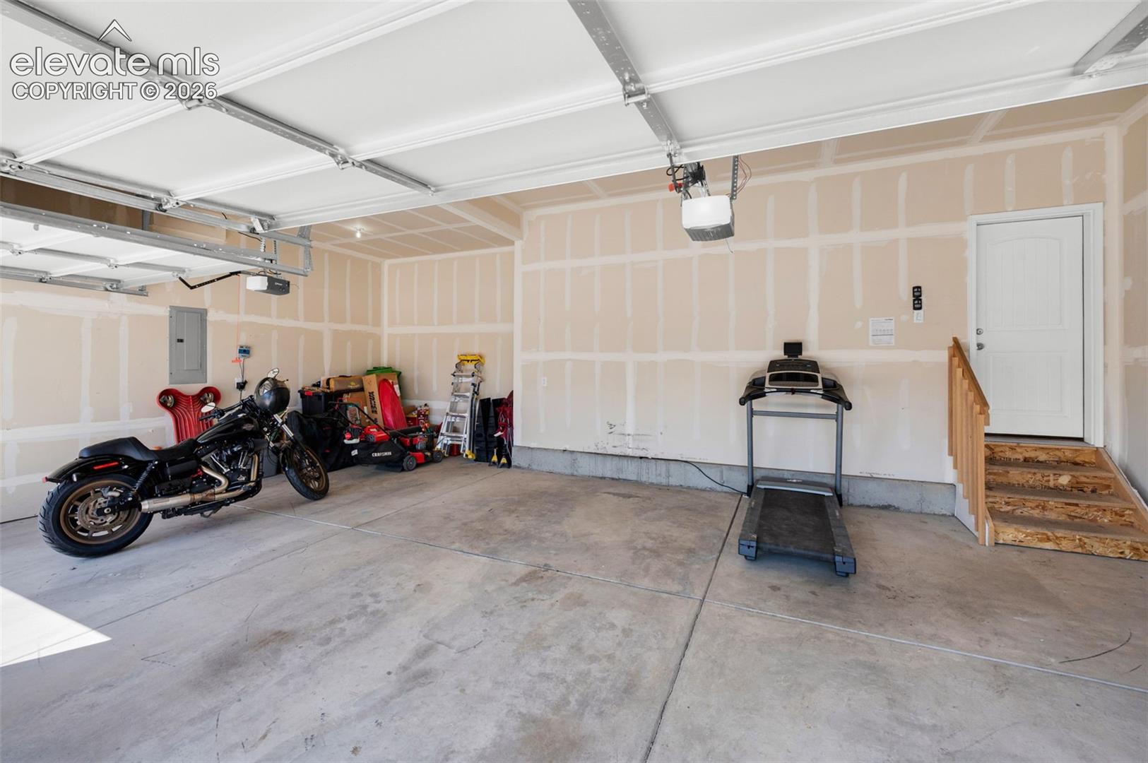 Desirable 3 car garage