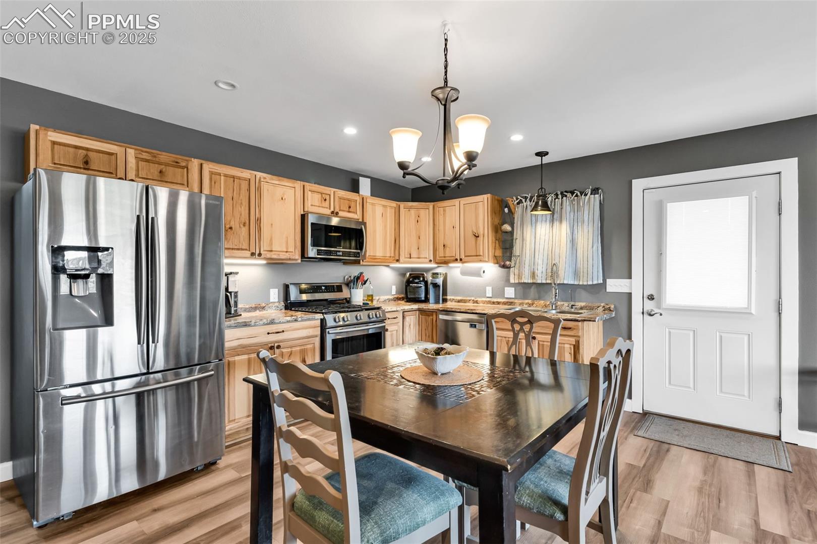 Photo 40 of 10380 Coyote Lane, Rye