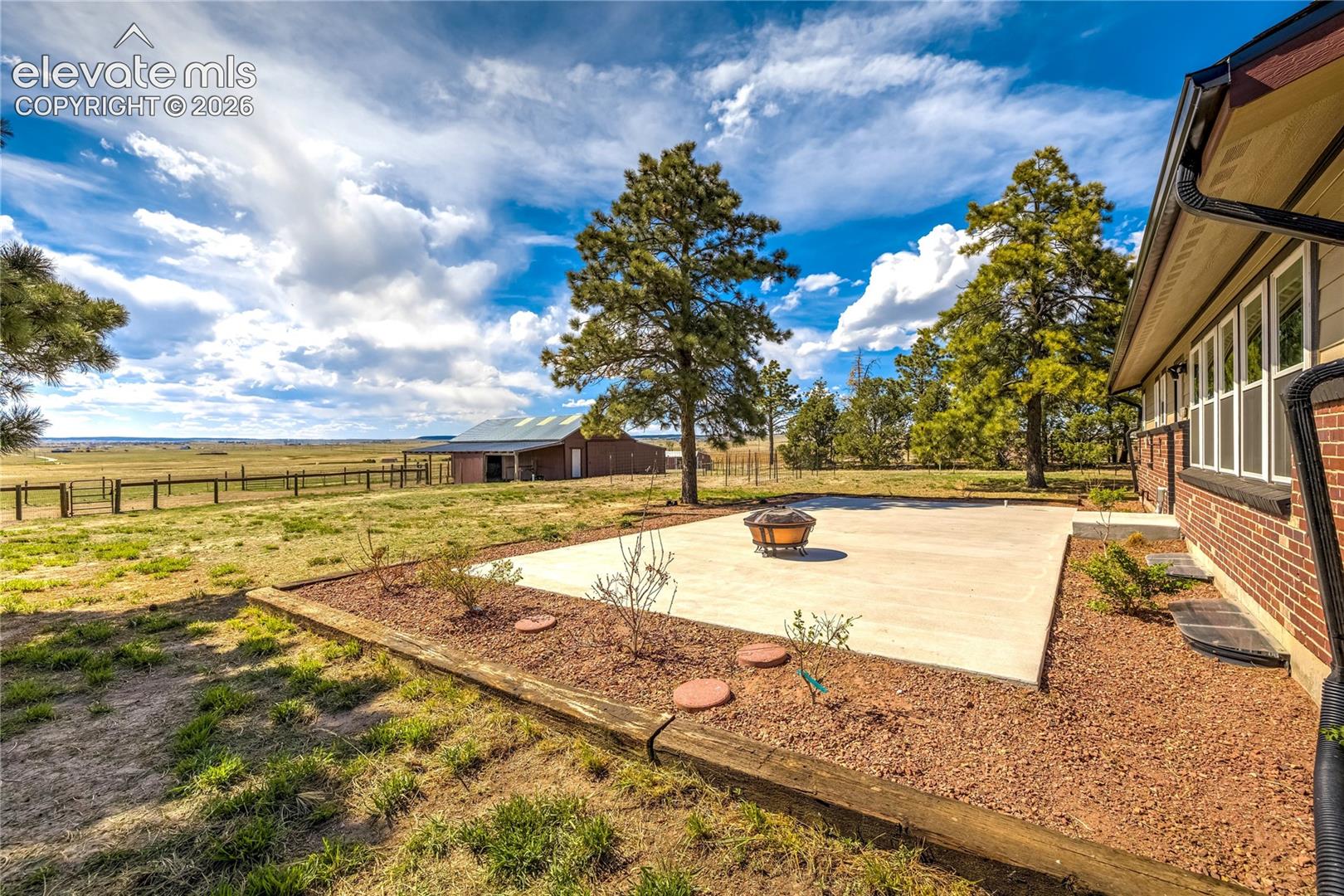 Photo 35 of 21295 E Highway 24, Peyton