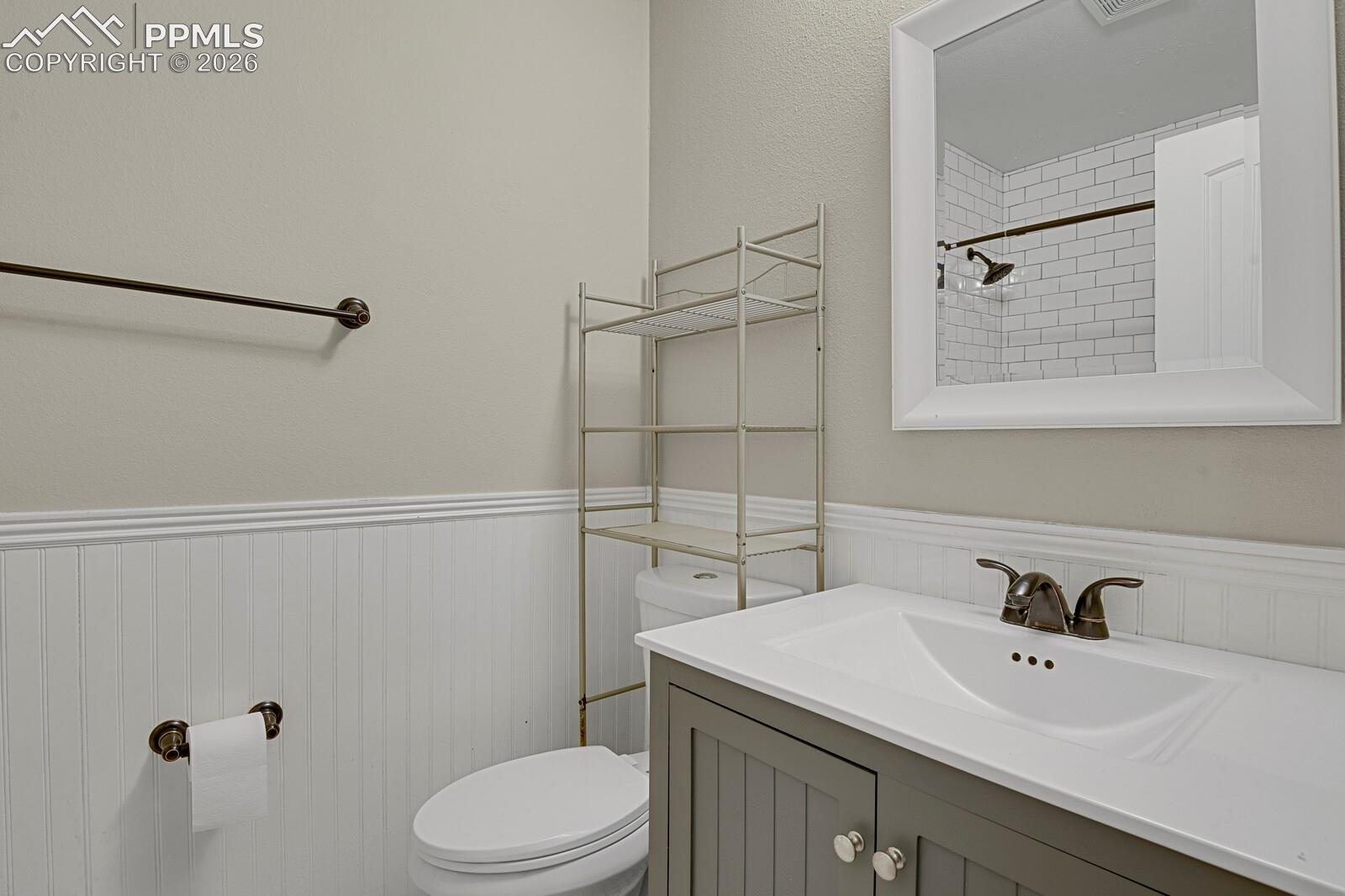 Photo 20 of 1540 Saratoga Drive, Colorado Springs