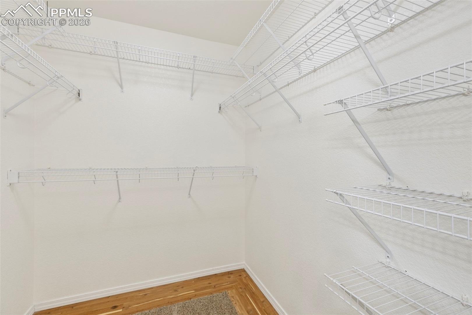 Walk in closet 