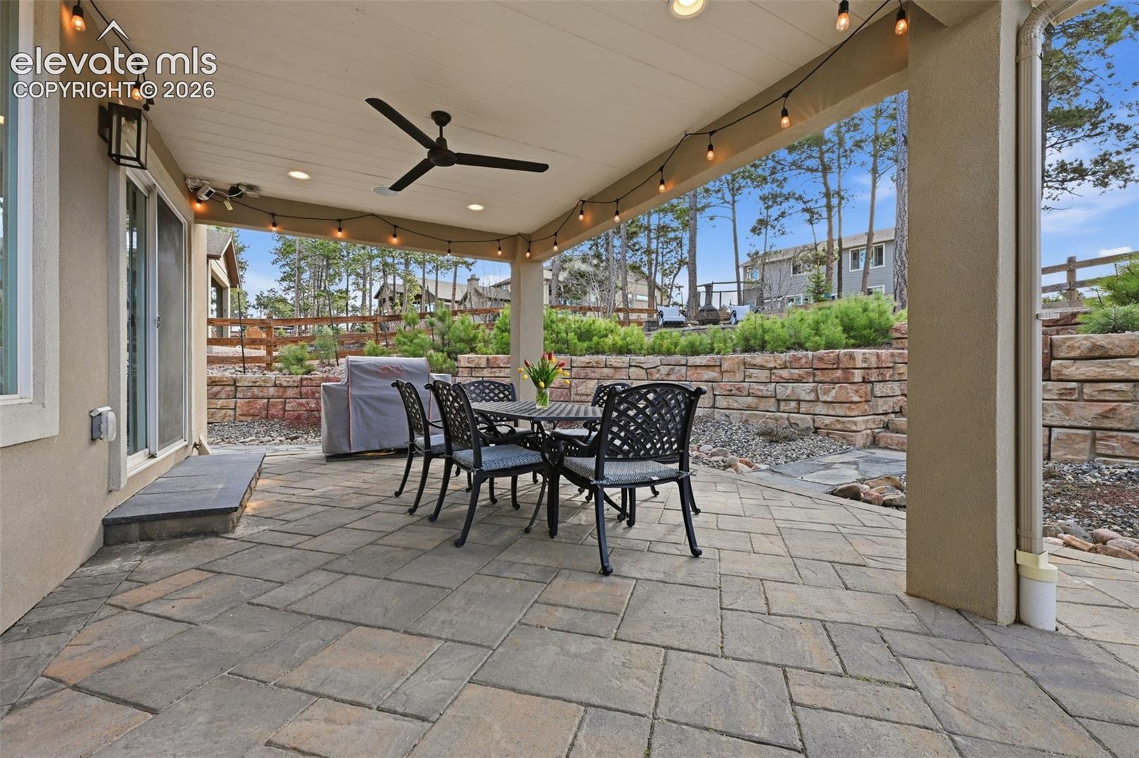 Covered patio - Belgard pavers 