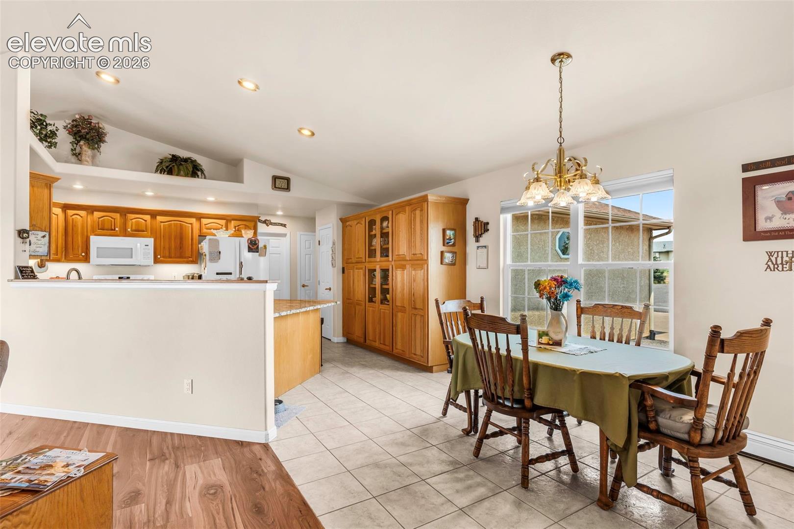 Photo 8 of 1165 S Oakleaf Drive, Pueblo West