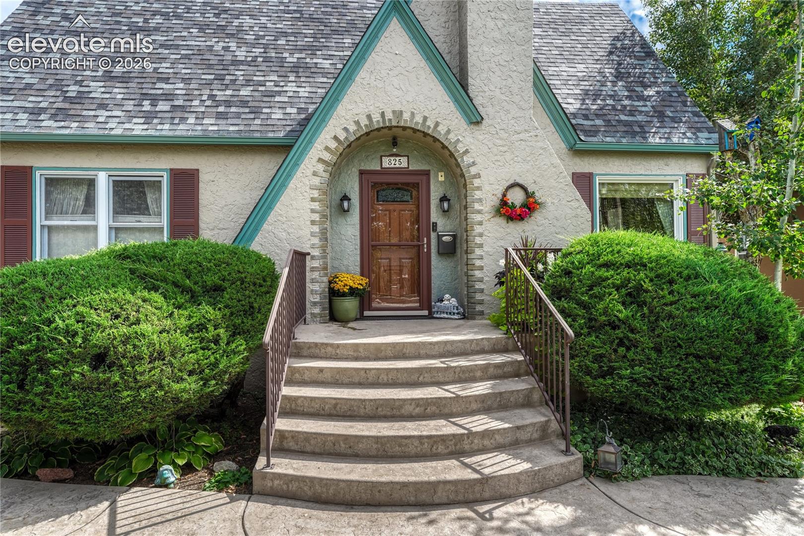 825 N Hancock Ave, Colorado Springs, CO 80903
