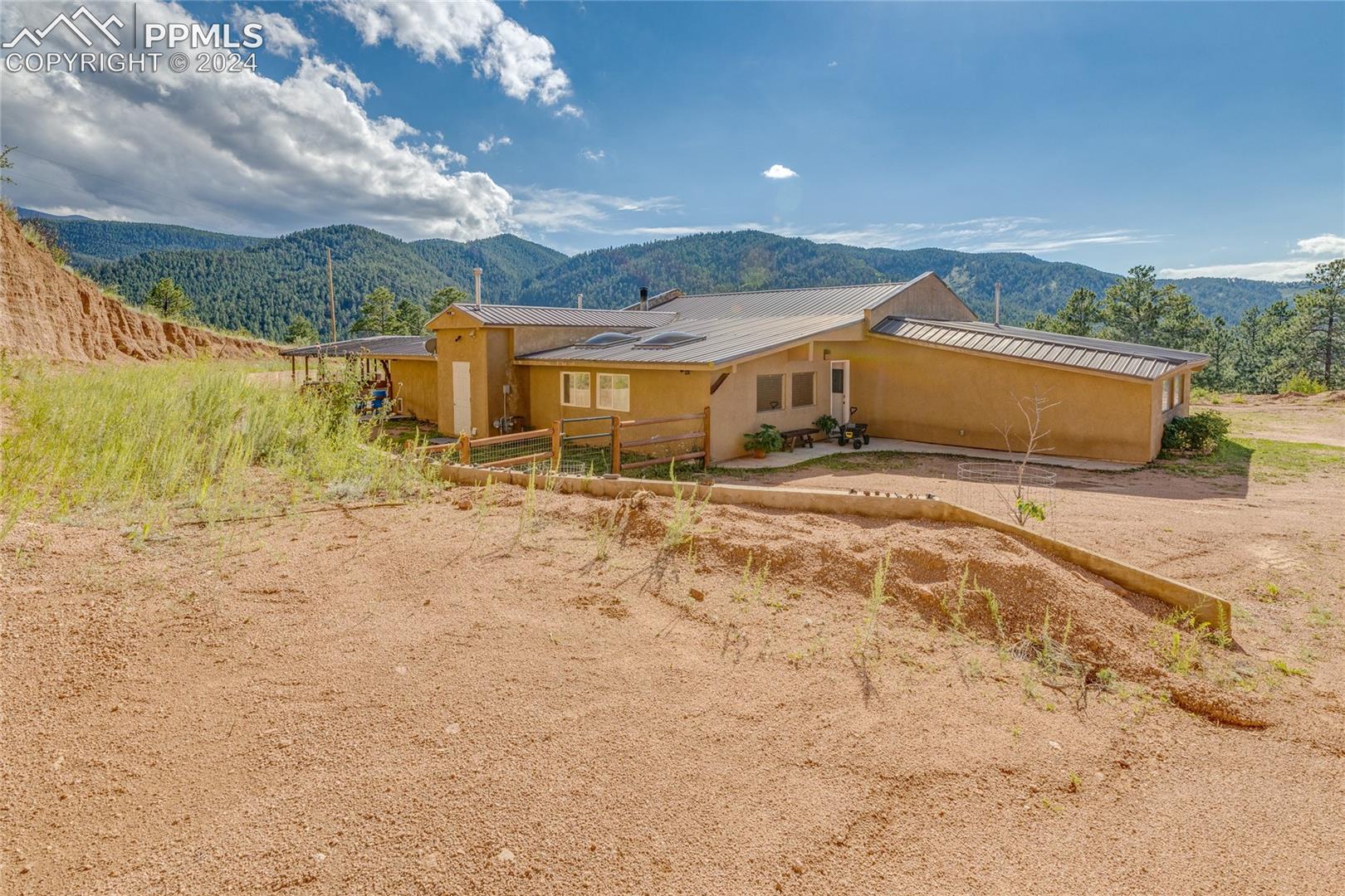View of front facade featuring a mountain view