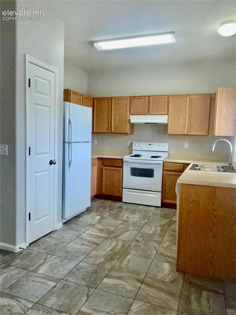 Photo 7 of 2146 Creekridge Point, Colorado Springs