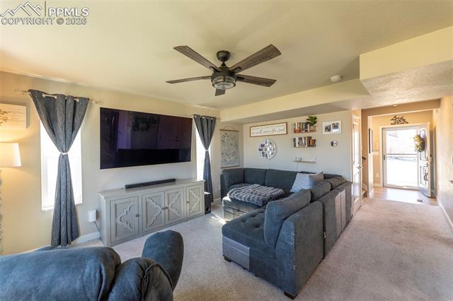 10552 Horton Dr, Colorado Springs, CO 80925