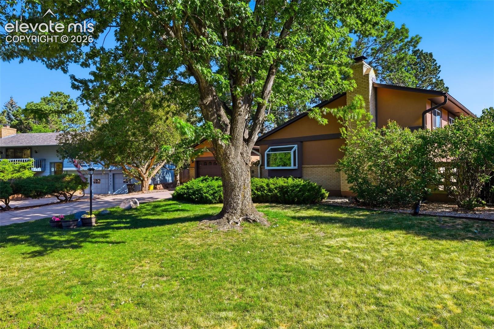 2230 Brookwood Dr, Colorado Springs, CO 80918
