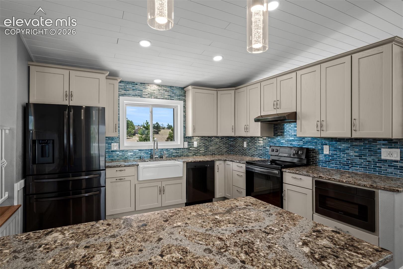 Photo 8 of 12225 Old Barn Road, Elbert