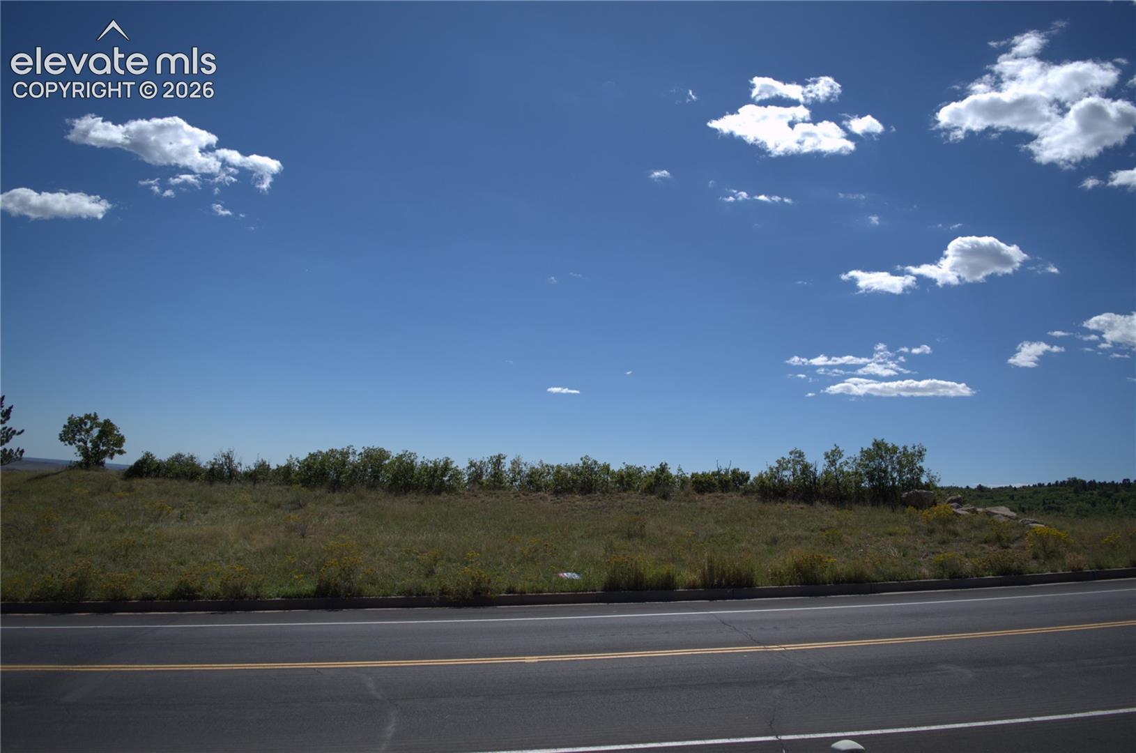 Photo 9 of 4815 Broadmoor Bluffs Drive, Colorado Springs