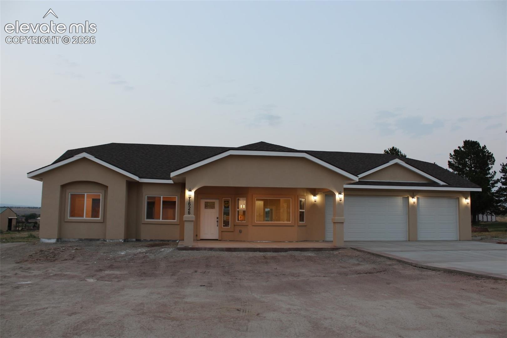 1626 W Alvarado Dr, Pueblo, CO 81007