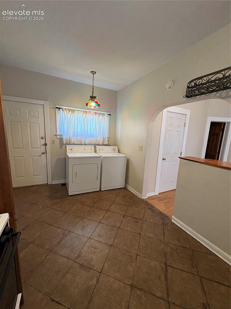 Washer/Dryer included