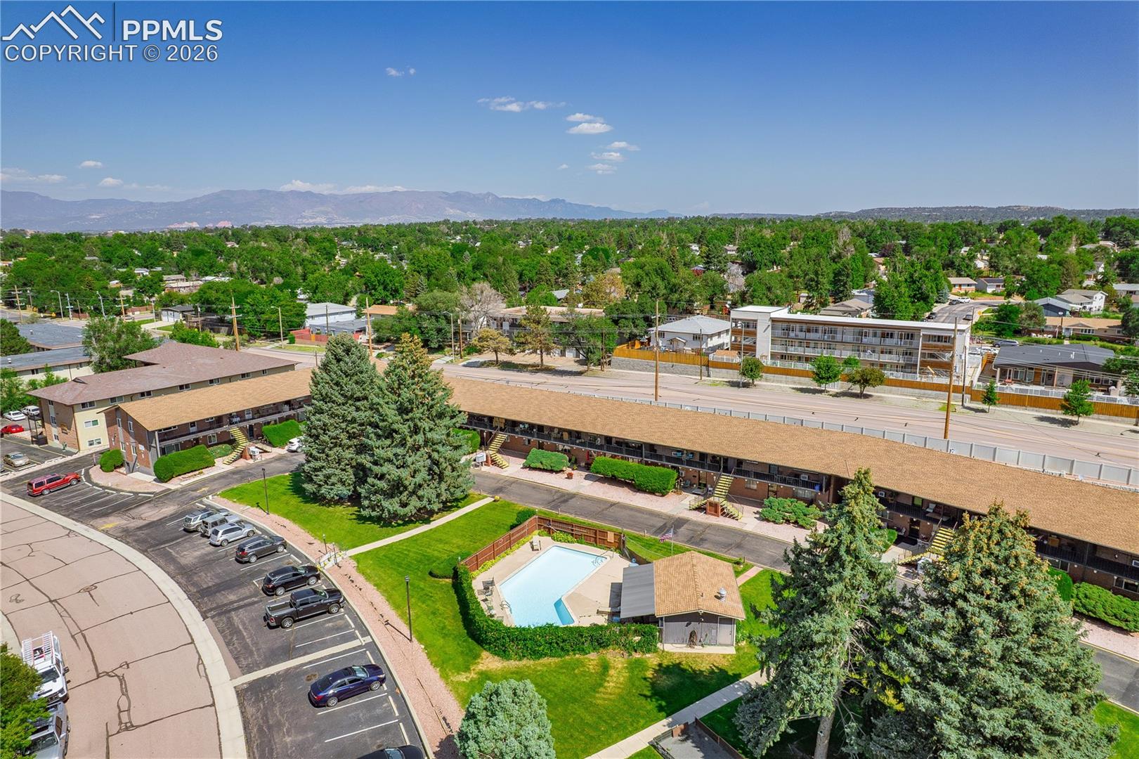 Photo 8 of 434 Valley Hi Circle #B6, Colorado Springs