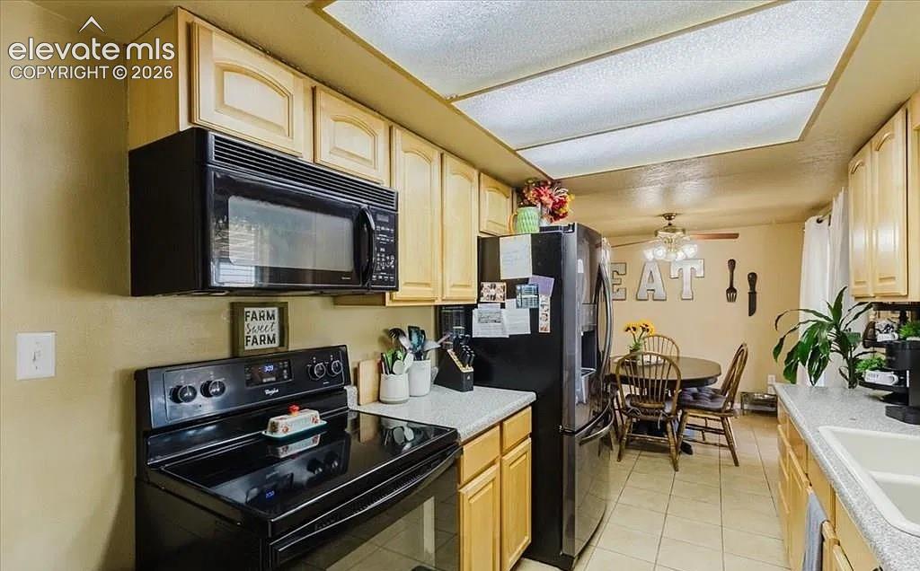 Photo 4 of 639 E Clarion Drive, Pueblo West
