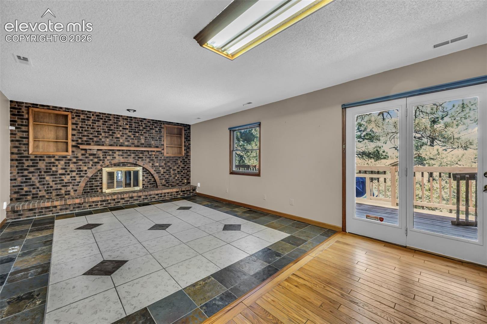 Photo 6 of 1928 Brookdale Drive, Colorado Springs