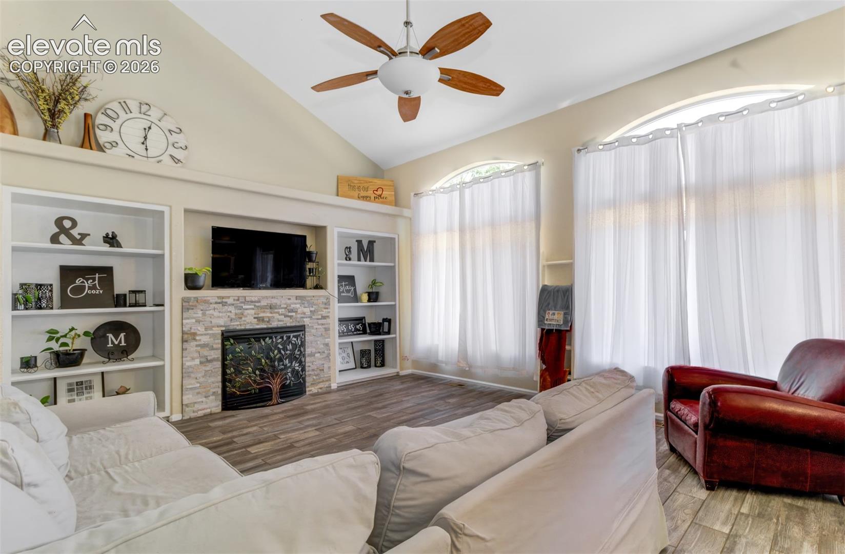 Photo 11 of 4323 Round Hill Drive, Colorado Springs