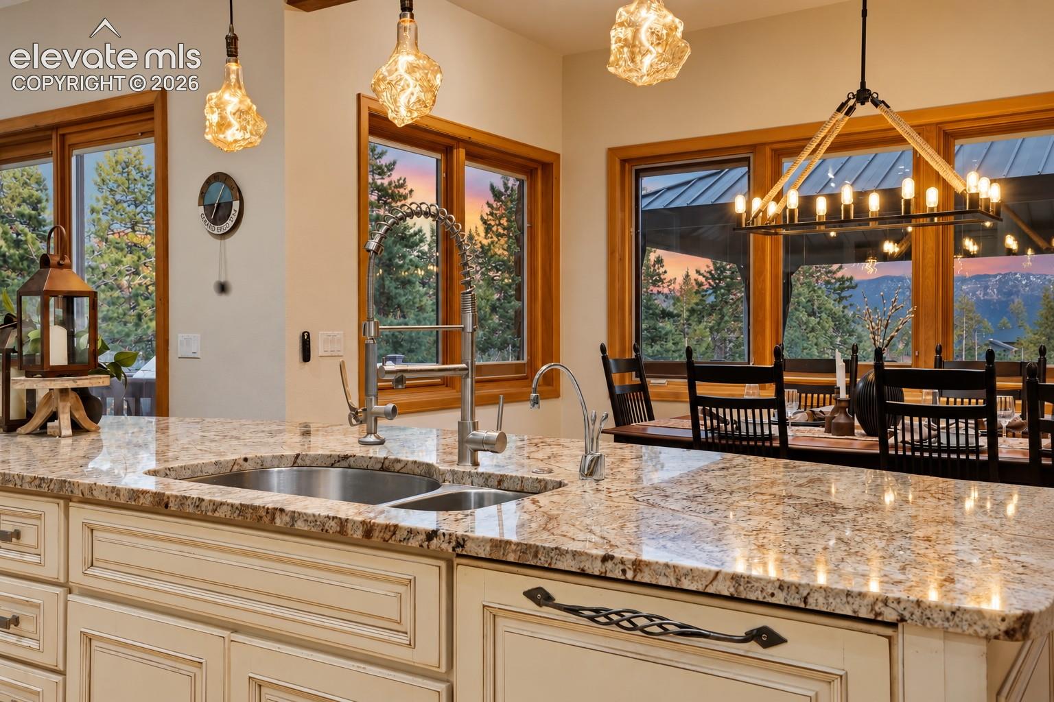 Photo 13 of 580 Sunny Glen Court, Woodland Park