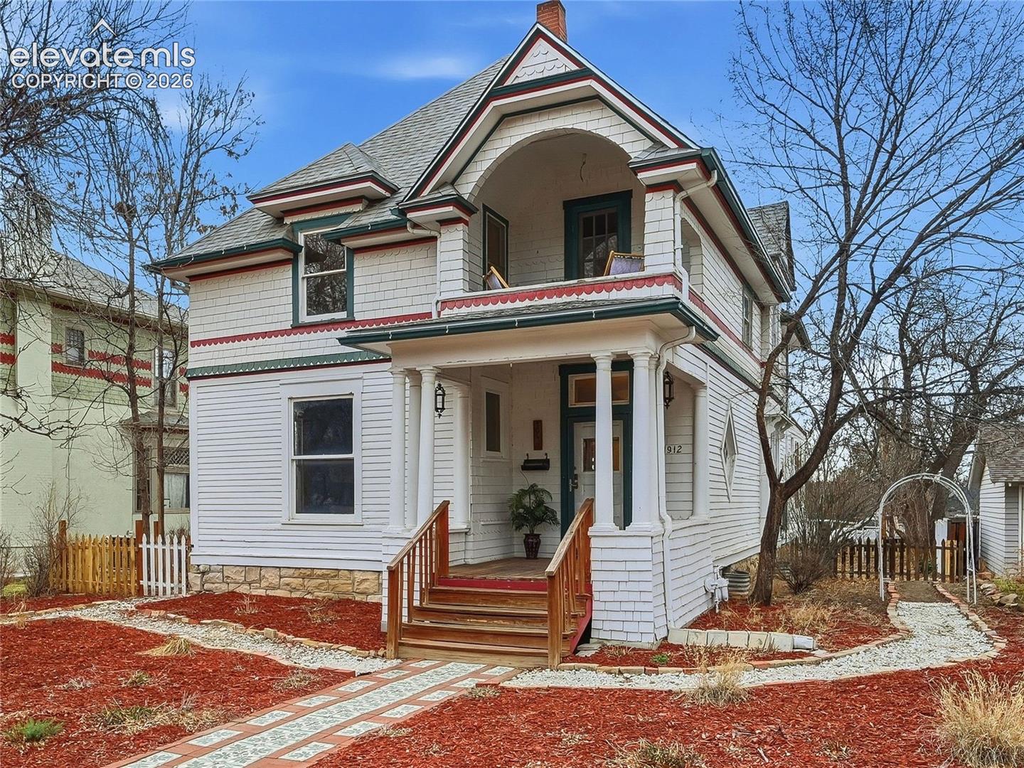 1903 Classic Victorian