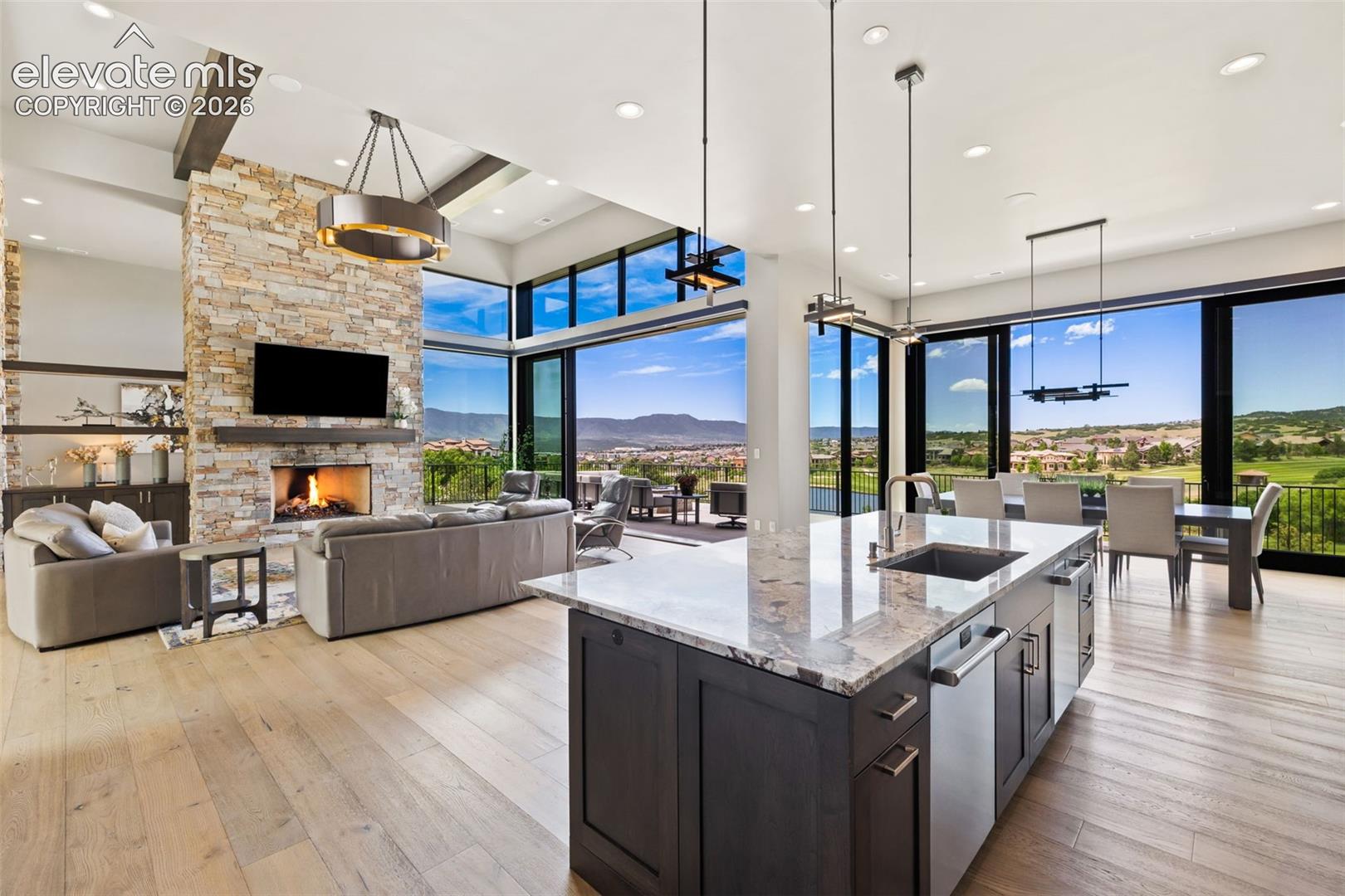 Photo 8 of 1484 Vine Cliff Heights, Colorado Springs
