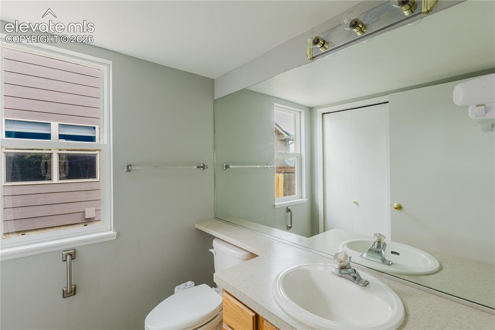 Main level powder bath