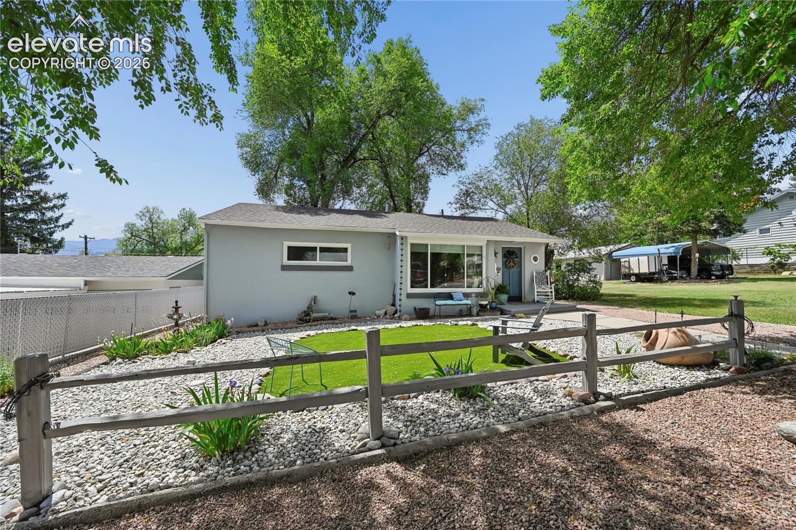 1110 Sunset Rd, Colorado Springs, CO 80909