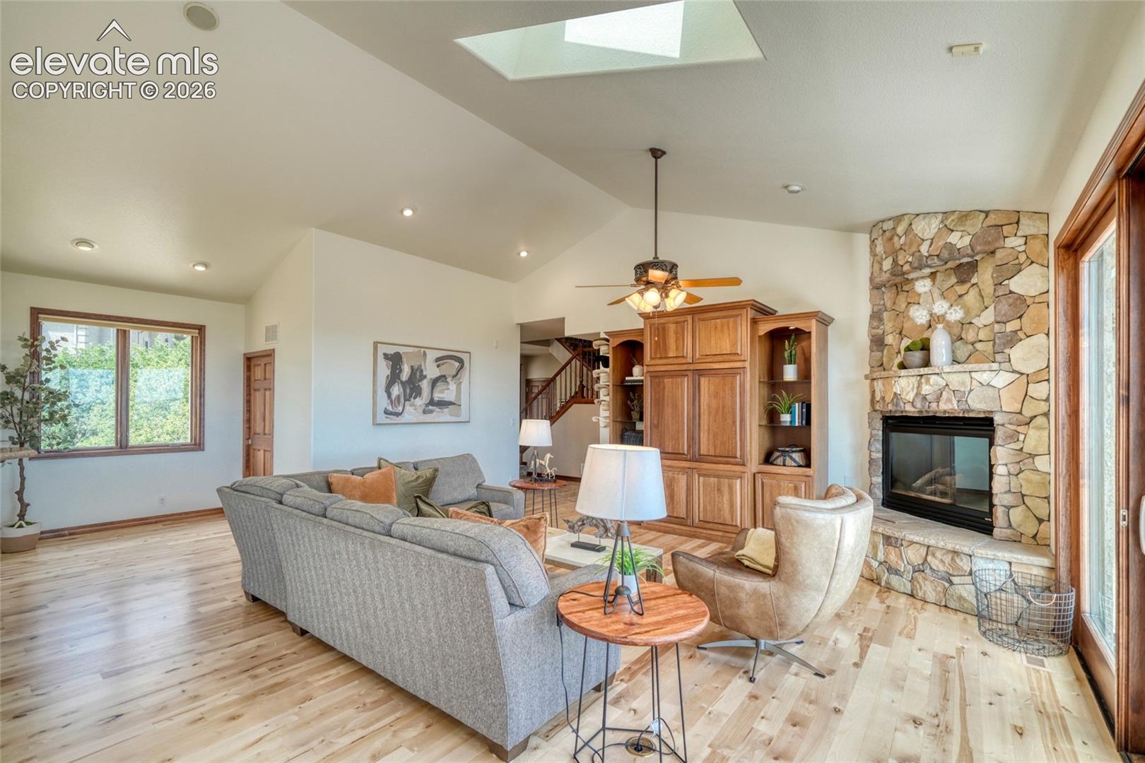 Photo 12 of 585 Vista Grande Drive, Colorado Springs