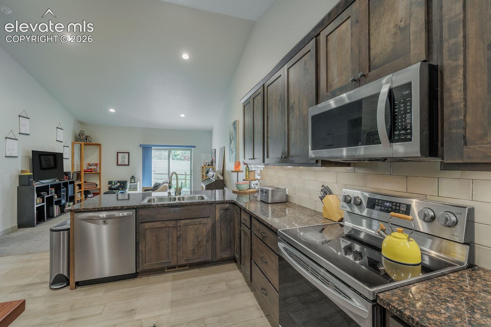 Photo 6 of 522 Brecken Court #B, Woodland Park
