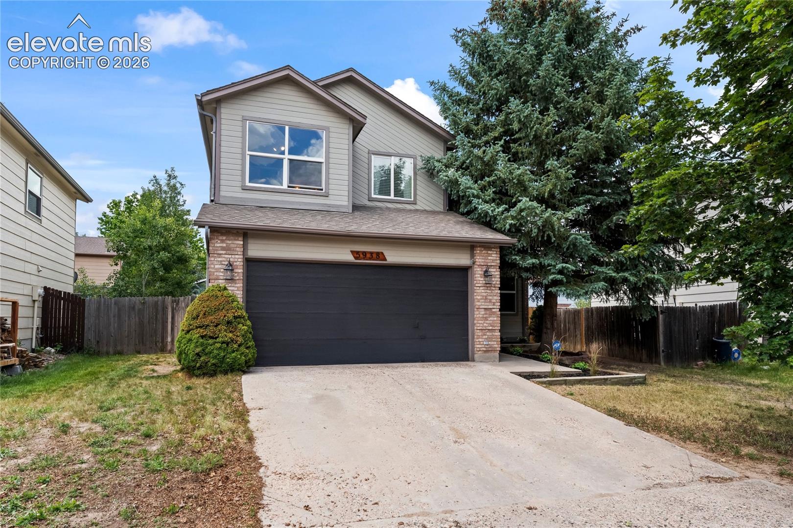 5938 Santana Dr, Colorado Springs, CO 80923