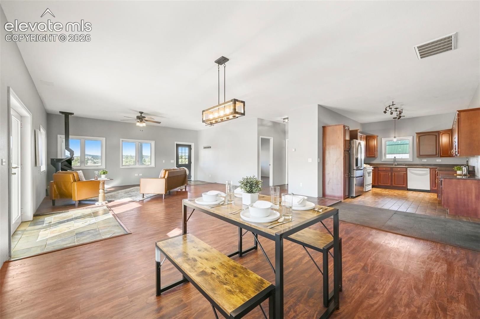 Photo 10 of 224 Lakeview Forest Heights, Florissant