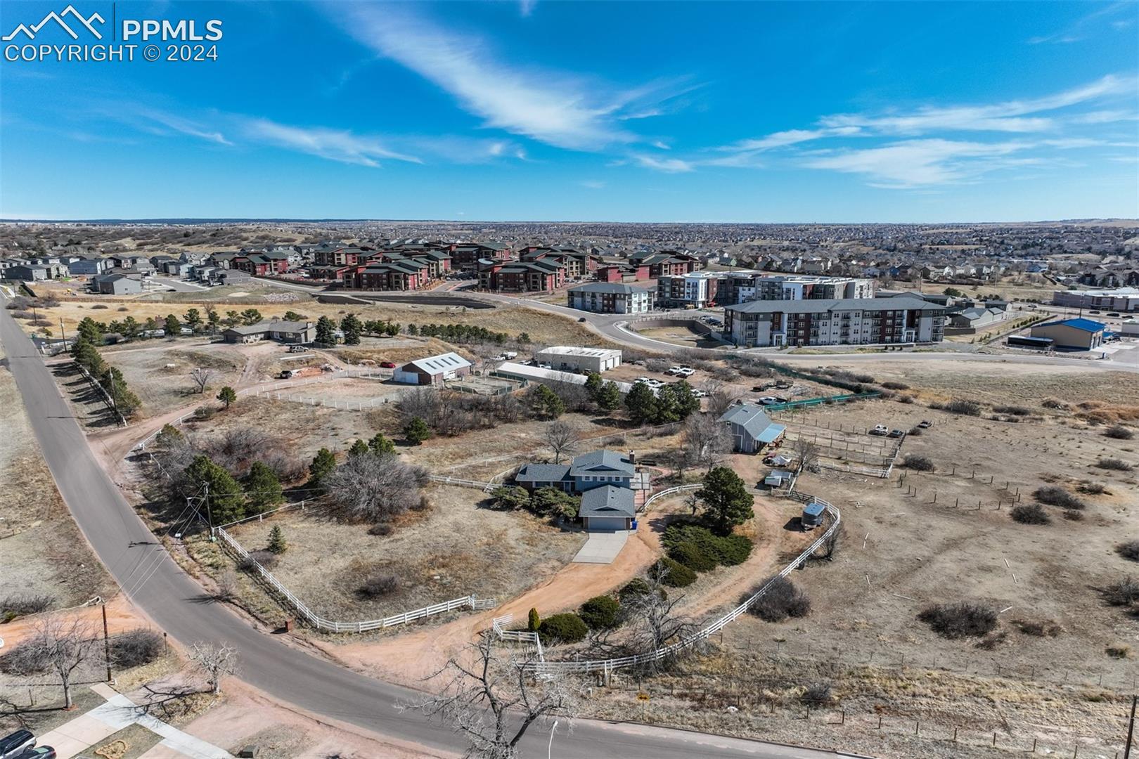 Birds eye view of property