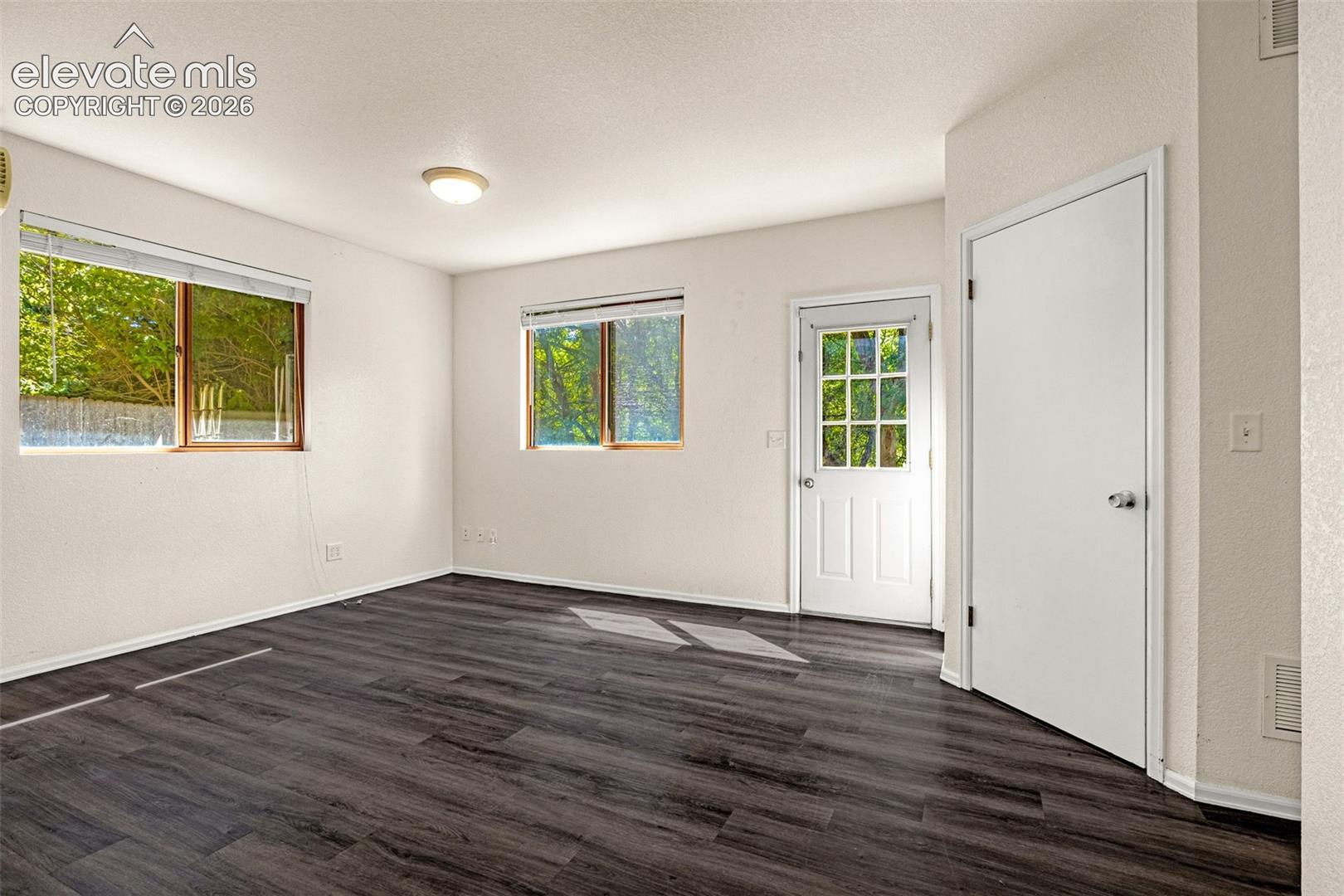 2nd living area