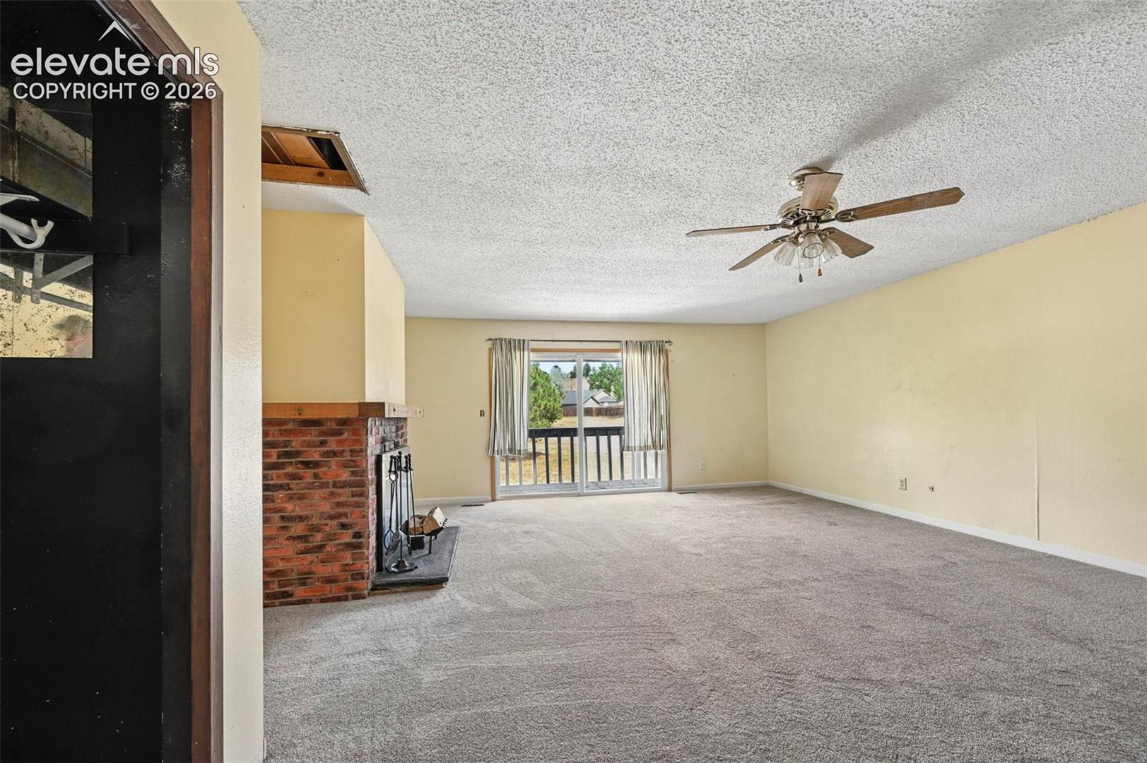 Photo 10 of 851 San Bruno Place, Colorado Springs