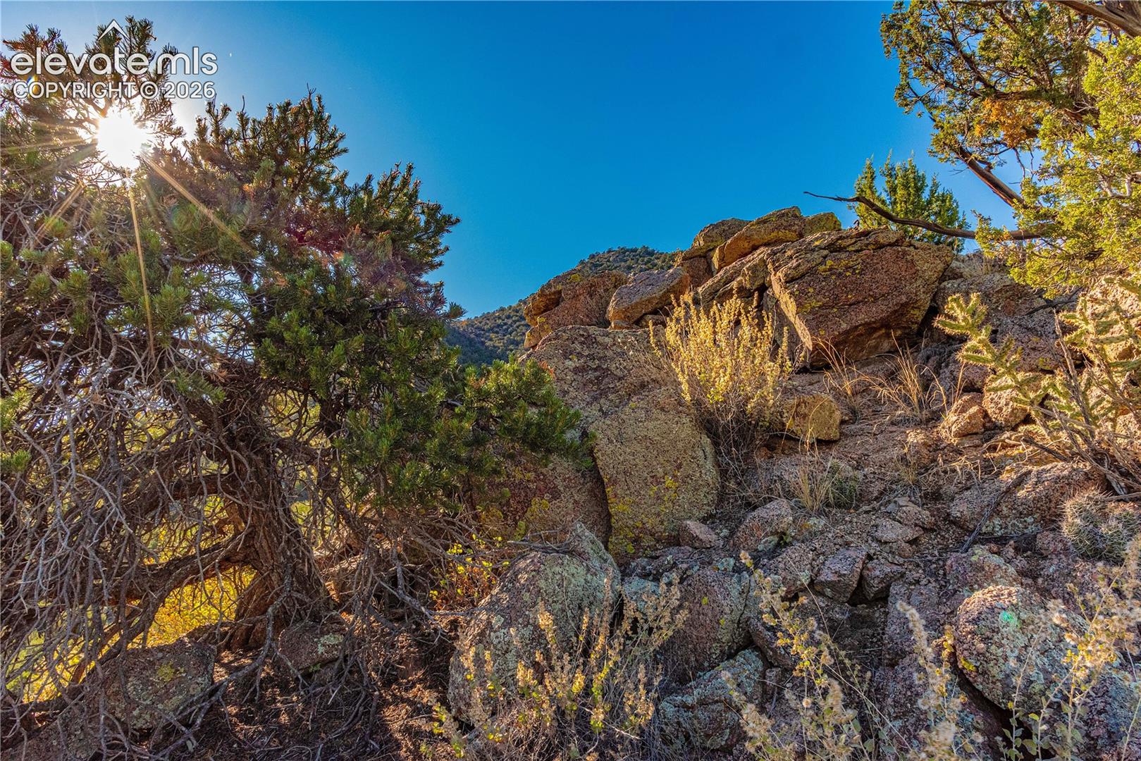 View of mountain feature