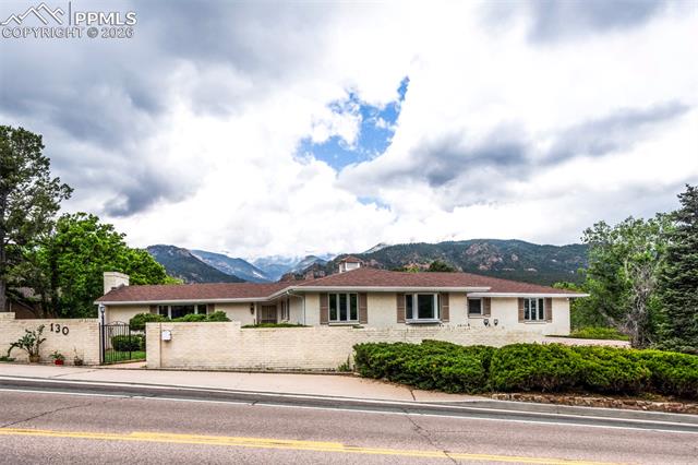 130 Cresta Rd, Colorado Springs, CO 80906