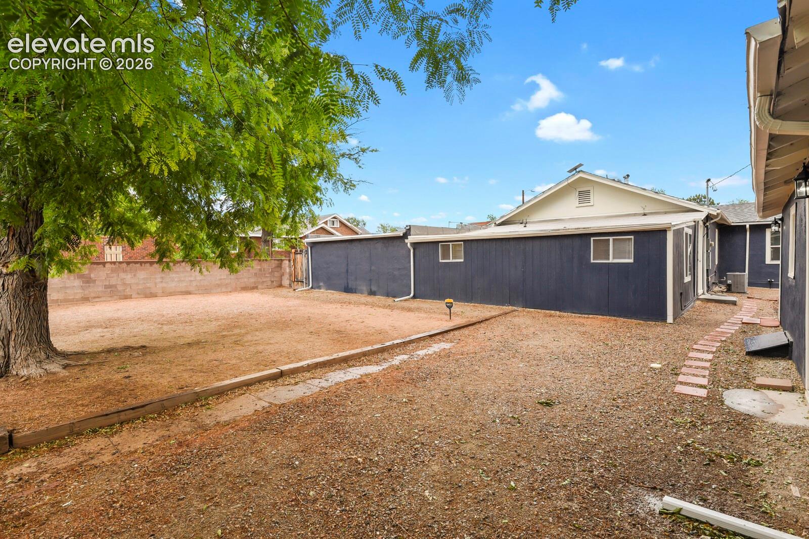 Photo 9 of 1017 E Evans Avenue, Pueblo