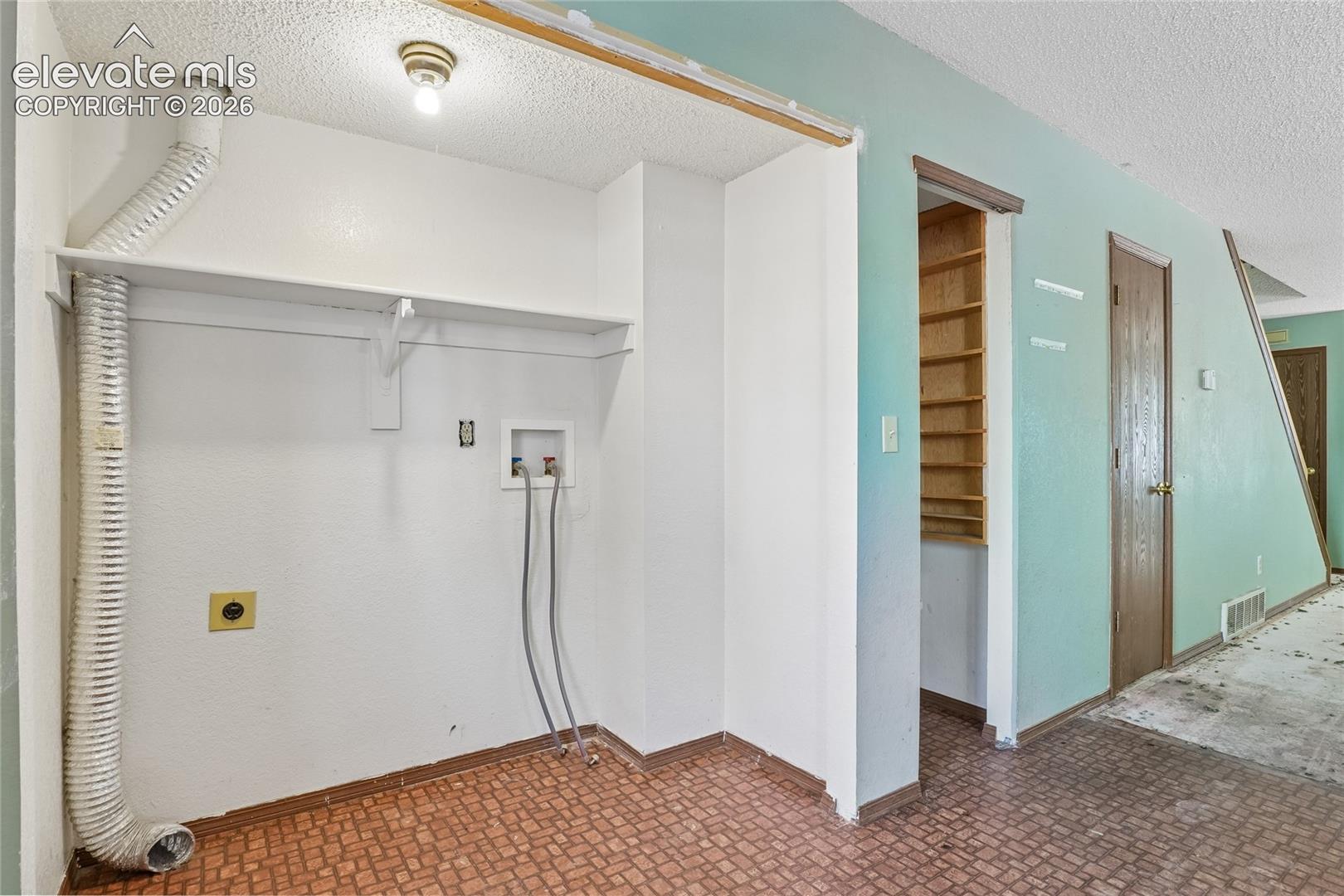 Photo 16 of 6964 Palmer Park Boulevard, Colorado Springs