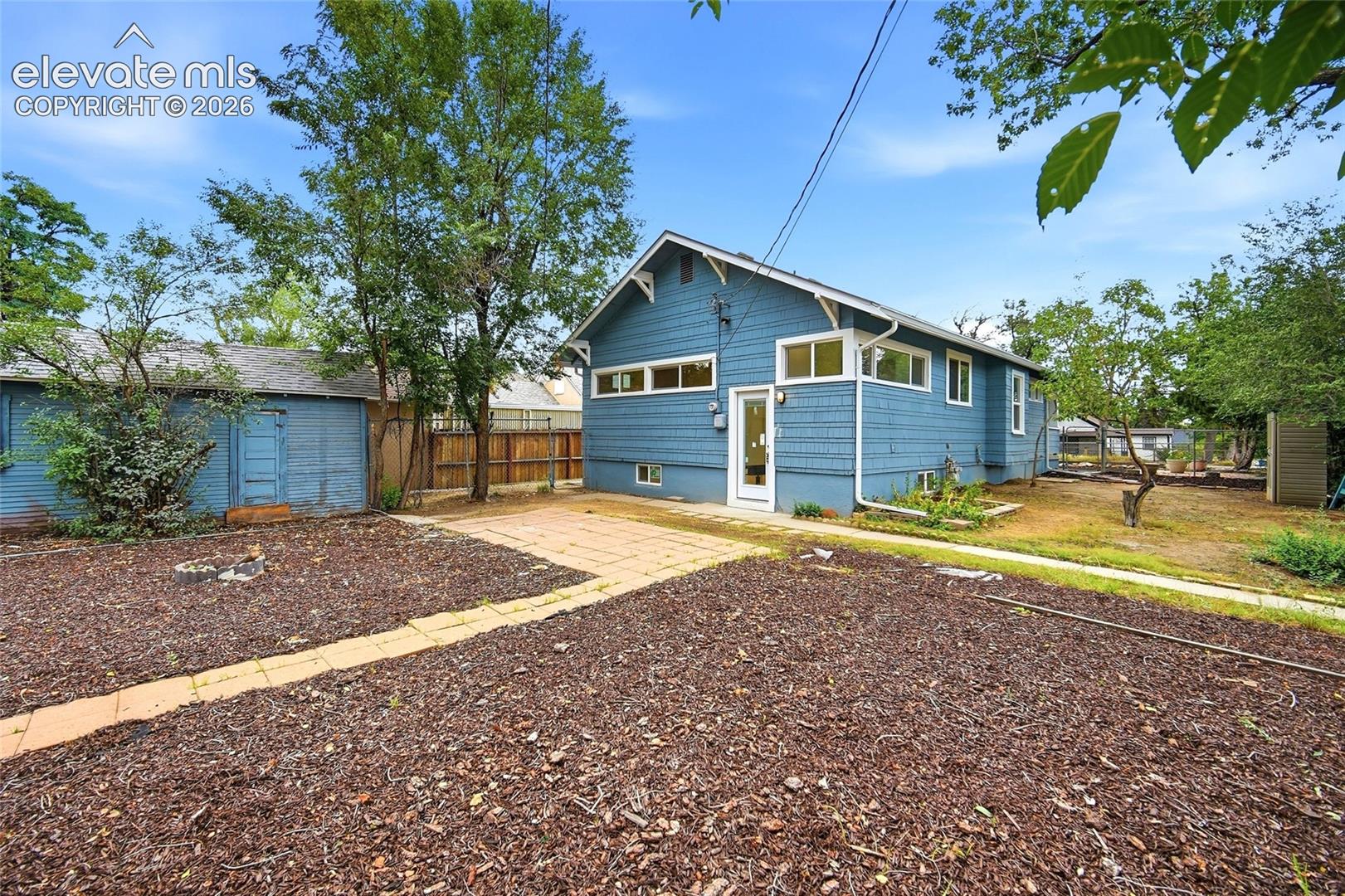 Photo 29 of 947 E Costilla Street, Colorado Springs