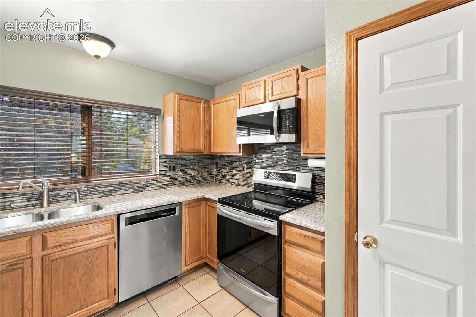 Photo 13 of 5903 Bow River Drive, Colorado Springs