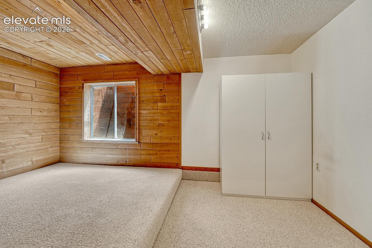 Basement bedroom #3 (non conforming)