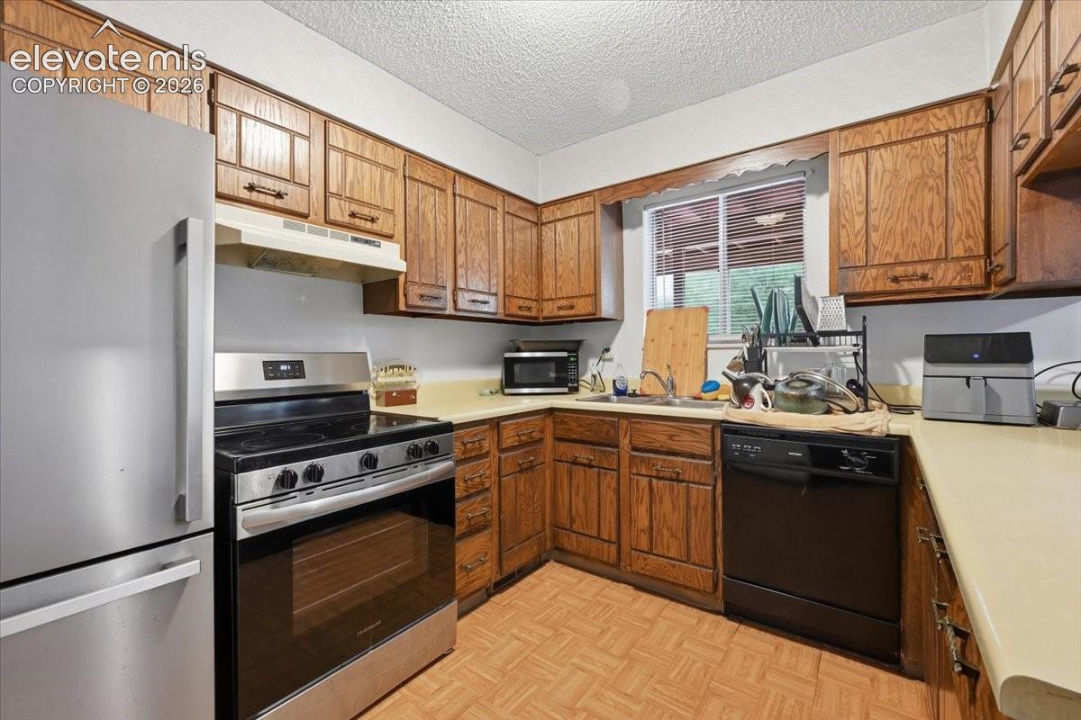 Unit 726 Kitchen