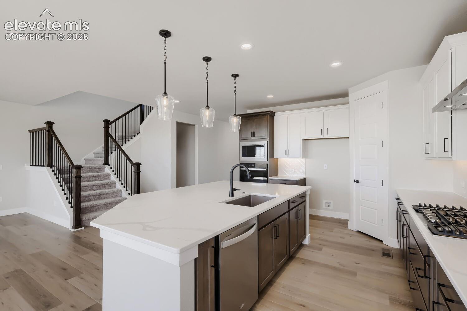 Photo 6 of 8135 Pennydale Drive, Colorado Springs