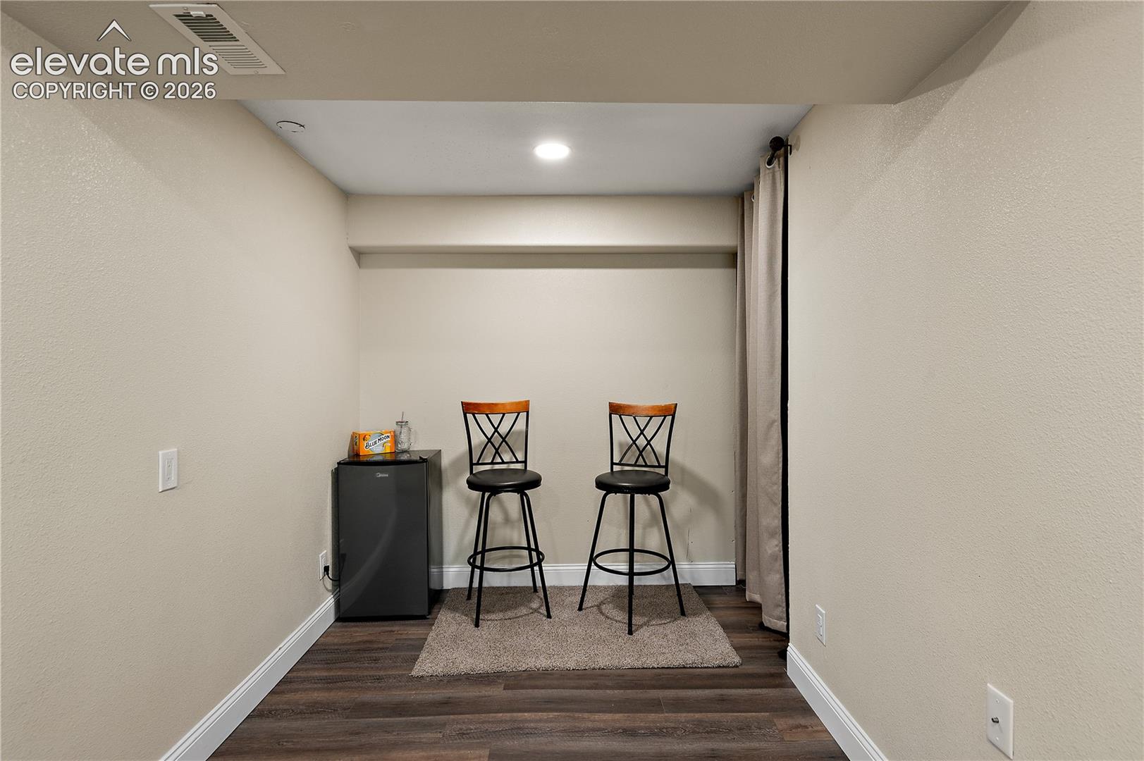 Extra Roon in Basement